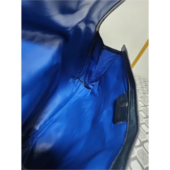 Authentic Gucci Vintage GG Sherry Line PVC Leather Clutch Beige/Navy Blue - Picture 11 of 14